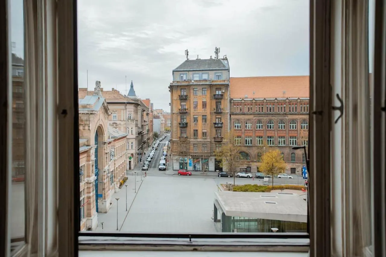Budapestayz - Bacso Apartments 0*, 布达佩斯